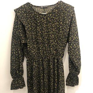 TEXTURED DRESS WITH RUFFLES